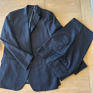 Bar III Navy slim fit two piece suit 44 R Jacket, 38x30 pant